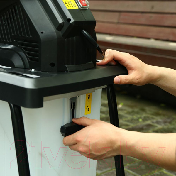 Изображение товара Садовый измельчитель электрический Deko DKSH3200 / 063-4306