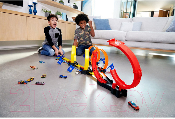 Изображение товара Автотрек Hot Wheels Гонка с петлями / HDR83