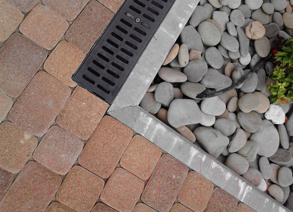 Изображение товара Лоток водоотводный Ecoteck Medium 100.175 h195 / ДИ 19905000 (с решеткой)