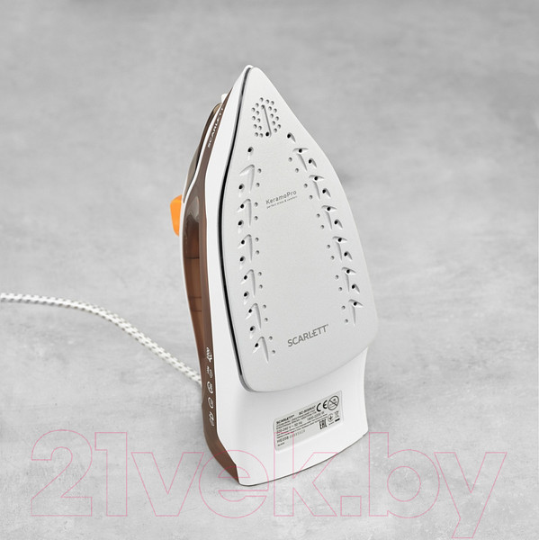 Изображение товара Утюг Scarlett SC-SI30K47 (коричневый)
