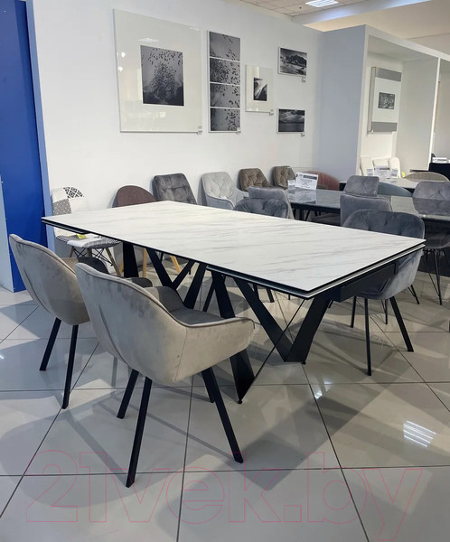 Изображение товара Обеденный стол M-City Rieti 200 KL-99 / DECDF164TKL99BLK200