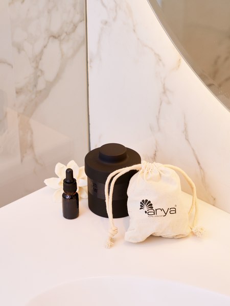 Изображение товара Аромадиффузор Arya Exotic Amber / 8680943105981 (10мл)