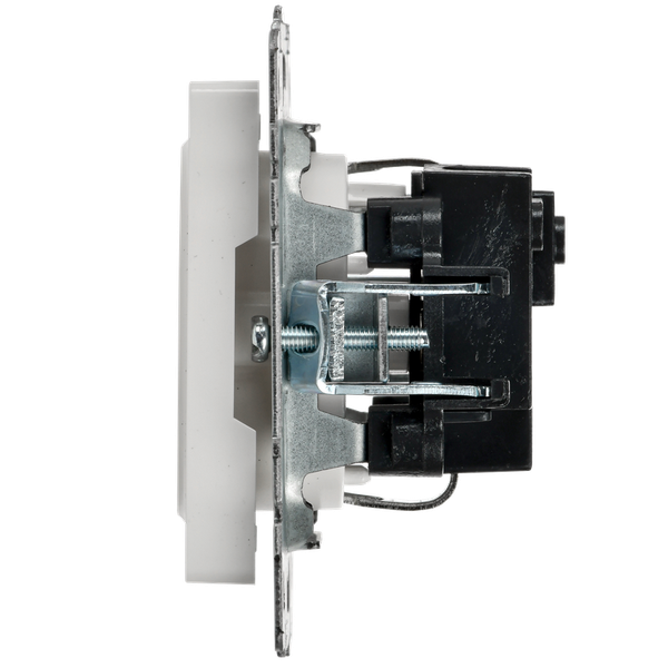 Изображение товара Розетка IEK Brite BR-R11-16-K01 с заземлением (белый)