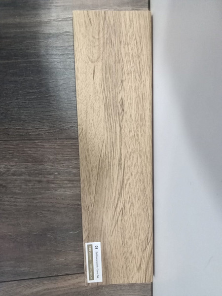 Изображение товара Плинтус Arbiton Integra Дуб Классический 09 80мм (2.4м)