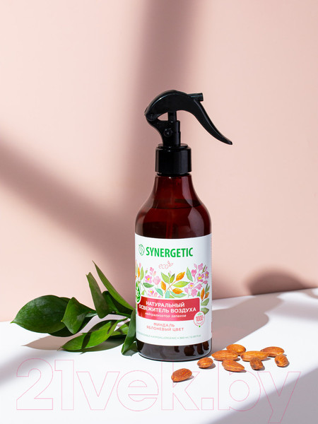 Изображение товара Освежитель воздуха Synergetic Миндаль и яблоневый цвет. Гипоаллергенный биоразлагаемый (380мл)