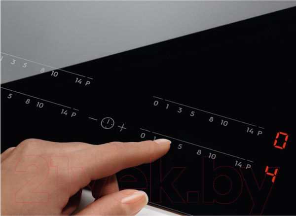 Изображение товара Индукционная варочная панель Electrolux EIT61443B