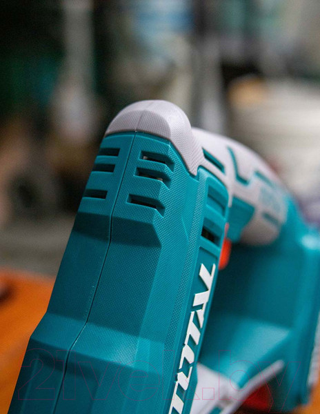 Изображение товара Перфоратор TOTAL TRHLI1601