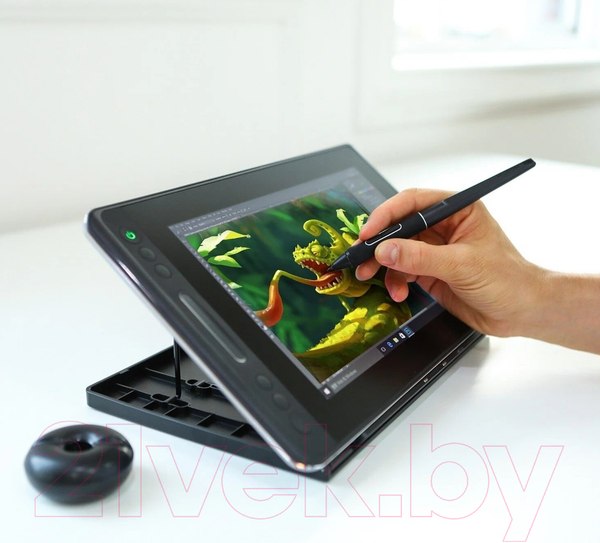 Изображение товара Графический планшет Huion Kamvas Pro 12 (черный)