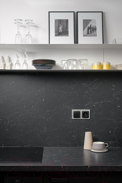 Изображение товара Розетка Karlik Schuko 12MGK-2 (черный)