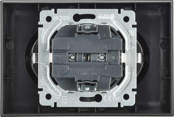 Изображение товара Розетка IEK Brite BR-R21-16-K02-F (черный)