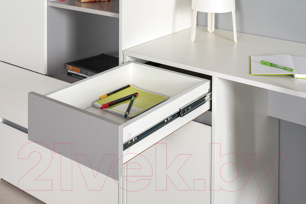 Изображение товара Письменный стол Mobi Торонто 12.149 (белый PE шагрень/стальной серый 1700 PE)