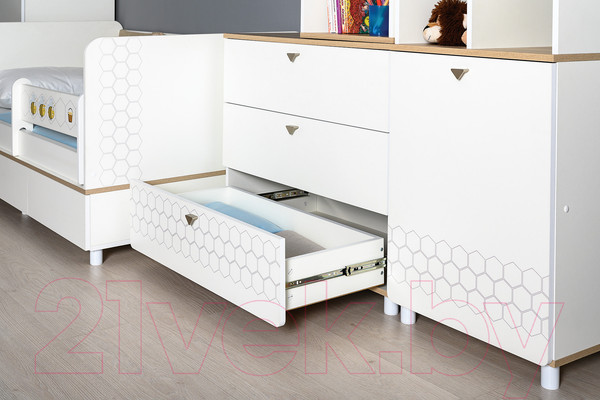 Изображение товара Комод Mobi Эйп 13.322 (белый PE шагрень/дуб белый exclusive OW D4430)