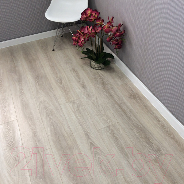 Изображение товара Ламинат Egger Home Classic Дуб Тосколано светлый EHL015