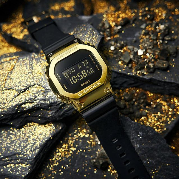 Изображение товара Часы наручные унисекс Casio GM-5600G-9E