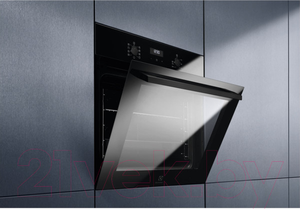 Изображение товара Электрический духовой шкаф Electrolux EOF5C50BZ
