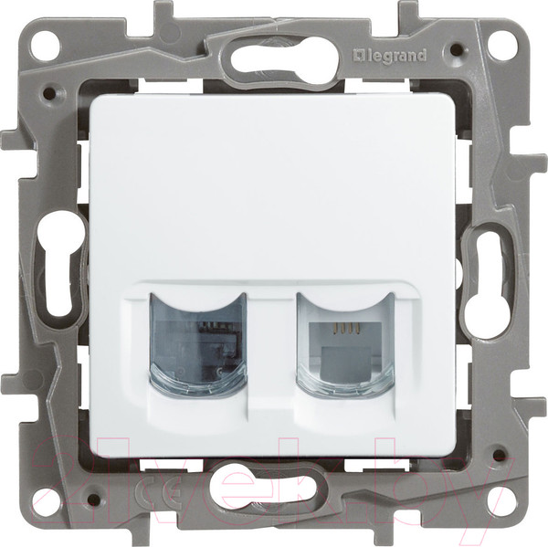 Изображение товара Розетка Legrand Etika 672252 (белый)