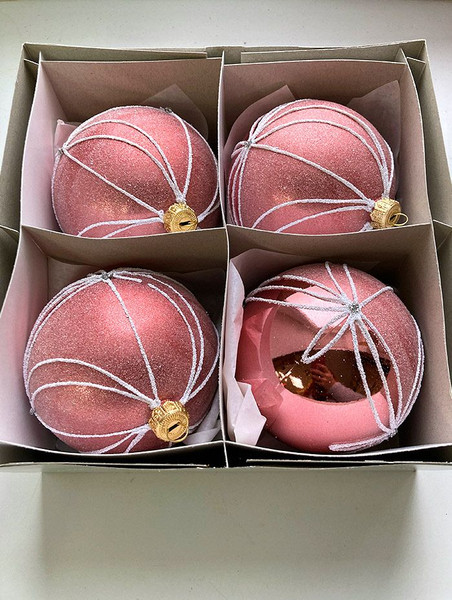 Изображение товара Набор шаров новогодних GreenTerra 80мм (4шт, рисунок)