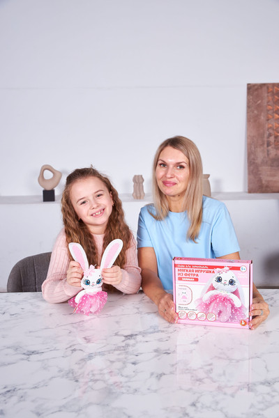 Изображение товара Набор для шитья Десятое королевство Мягкая игрушка из фетра Заинька / 04621