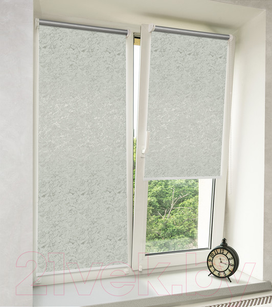 Изображение товара Рулонная штора Delfa Сантайм Венеция Термо-Блэкаут СРШ-01МП 79507 (115x170, серый)