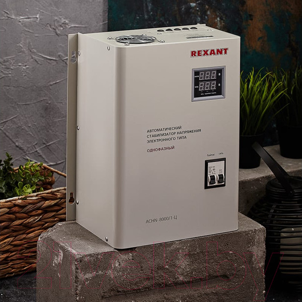 Изображение товара Стабилизатор напряжения Rexant АСНN-8000/1-Ц / 11-5012