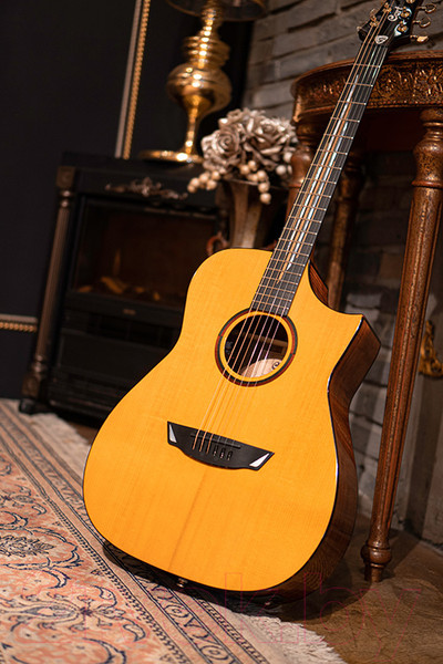 Изображение товара Электроакустическая гитара Cort LUXE-II-WCASE-NAT (с чехлом)