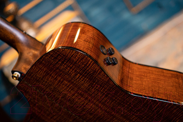 Изображение товара Электроакустическая гитара Cort LUXE-II-WCASE-NAT (с чехлом)