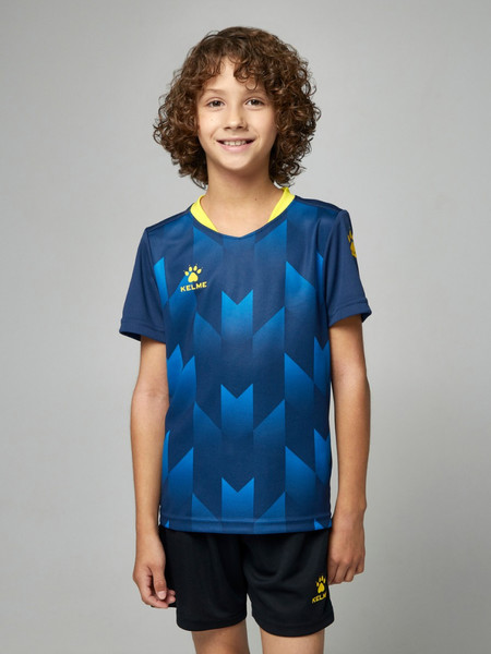 Изображение товара Футбольная форма Kelme Short-Sleeved Football Suit / 8251ZB3003-416 (р.160, темно-синий/черный)