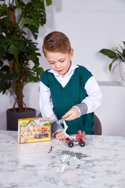 Изображение товара Конструктор Десятое королевство Строительная техника. Экскаватор / 02138