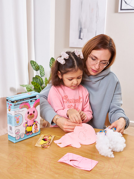 Изображение товара Набор для шитья Десятое королевство Плюшевая игрушка своими руками Зайка / 04376