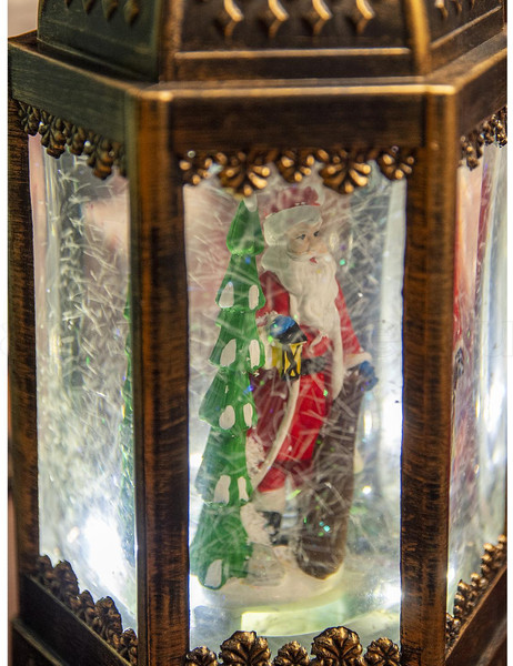 Изображение товара Световая фигурка Лючия Зимние узоры Санта у елки / RB-229