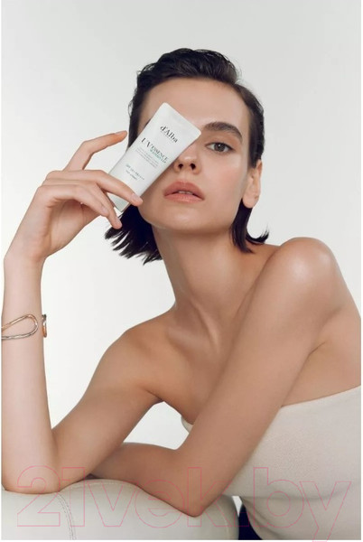 Изображение товара Крем солнцезащитный d'Alba Waterfull Essence Sun Cream SPF 50+ PA++++ (50мл)