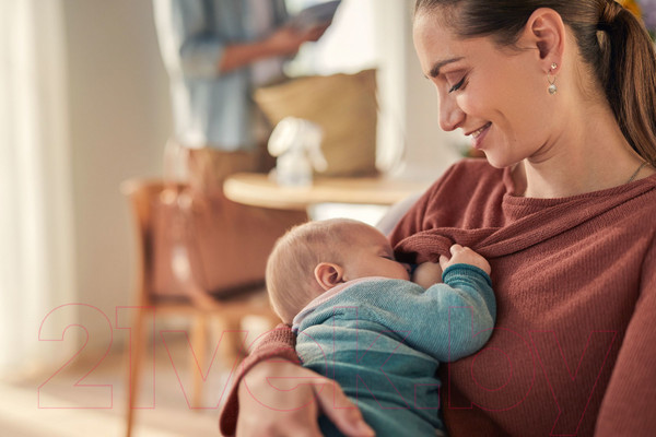 Изображение товара Молокоотсос ручной Philips AVENT Natural Motion с бутылочкой для кормления / SCF430/10
