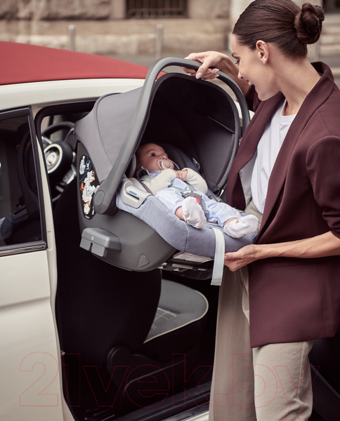 Изображение товара Автокресло Inglesina Darwin I-Size 0+ / AV71M6TLD (Tailor Denim)