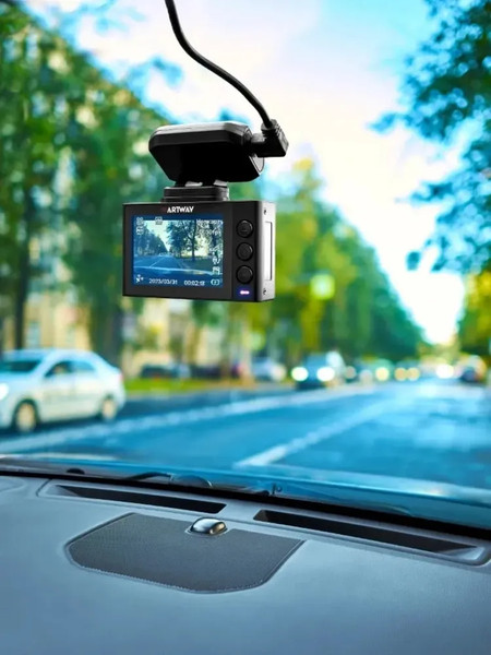 Изображение товара Автомобильный видеорегистратор Artway AV-701
