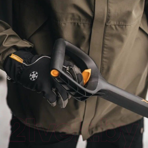 Изображение товара Лопата для уборки снега Fiskars 1057188