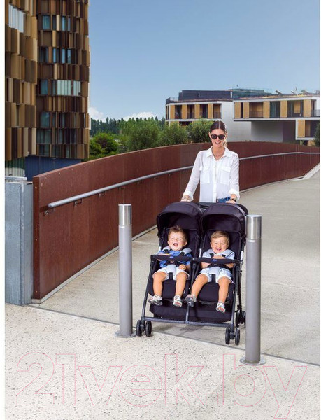 Изображение товара Детская прогулочная коляска Chicco Ohlala Twin (Black Night)