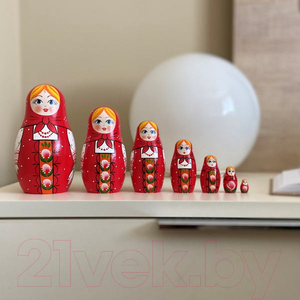 Изображение товара Матрешка сувенирная Брестская Фабрика Сувениров В зеленом сарафане и красном платке / 7012