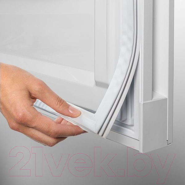 Изображение товара Холодильник с морозильником Liebherr CNd 5703