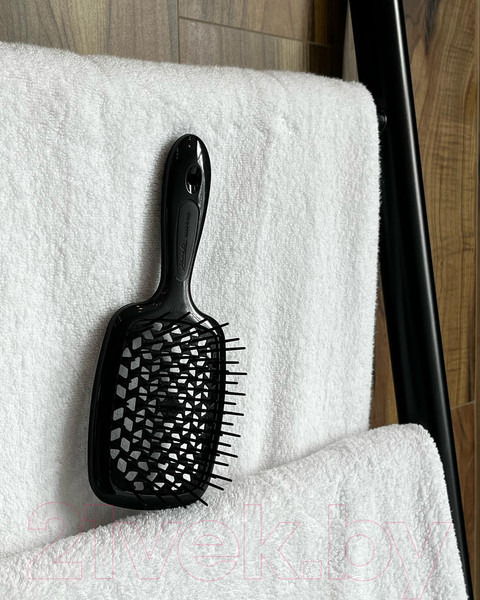 Изображение товара Расческа-массажер Janeke Superbrush SP226NER (черный)