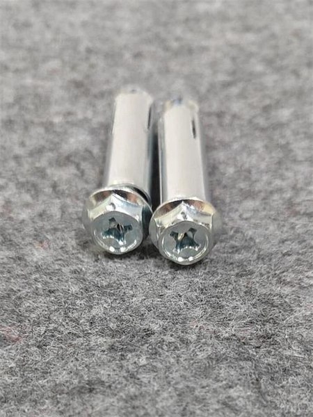Изображение товара Мебельный сейф Cactus CS-SF-E18L