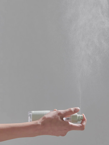 Изображение товара Спрей для тела Celimax Успокаивающий Jiwoojae Heartleaf BHA Body (150мл)