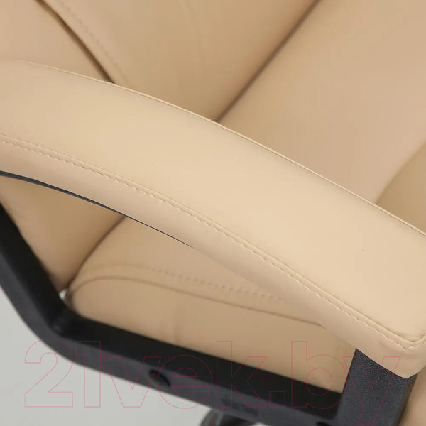 Изображение товара Кресло офисное Tetchair Bergamo кожзам (бежевый 36-34)