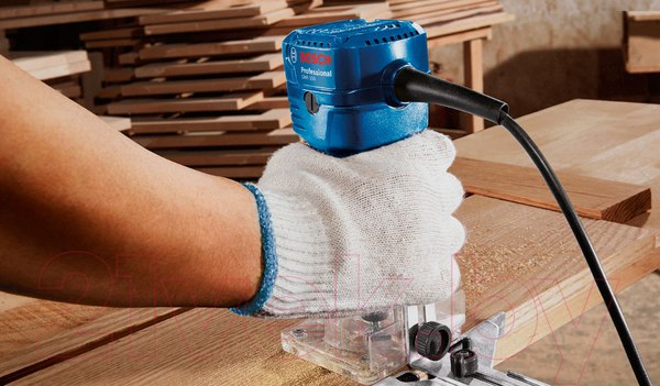 Изображение товара Профессиональный фрезер Bosch GKF 550 Professional (0.601.6A0.020)