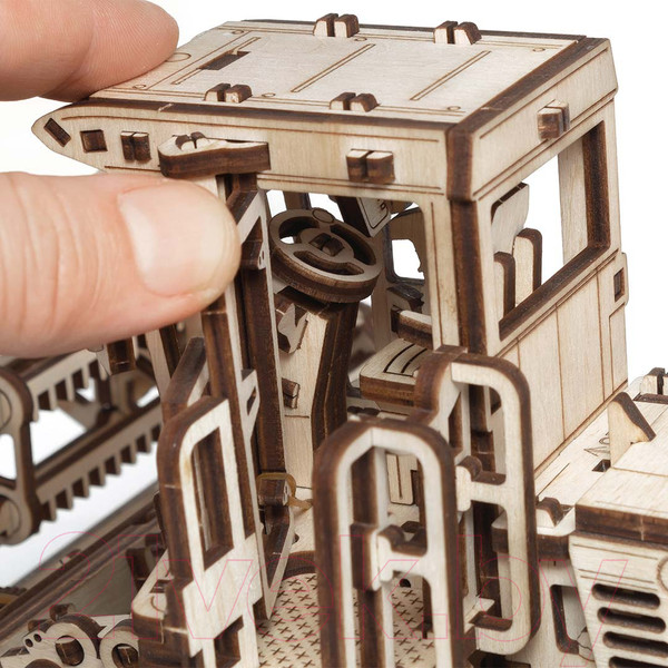 Изображение товара Комбайн игрушечный EWA Косилка