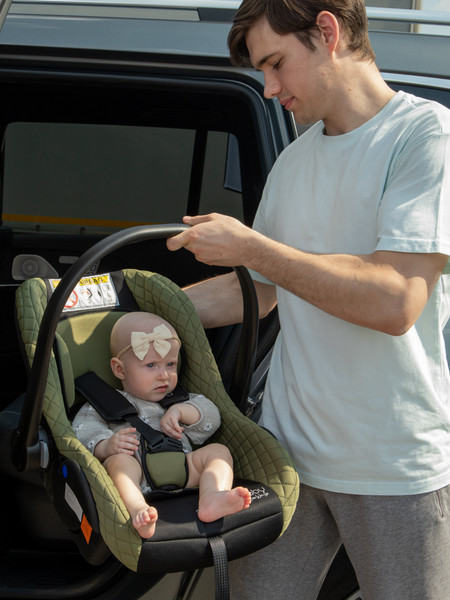 Изображение товара Автокресло Amarobaby Baby Comfort / AB222008BC/03 (бежевый)