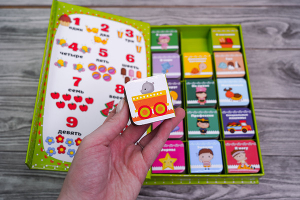 Изображение товара Набор развивающих книг АСТ Большой подарок для самых маленьких. 15 книжек-кубиков!