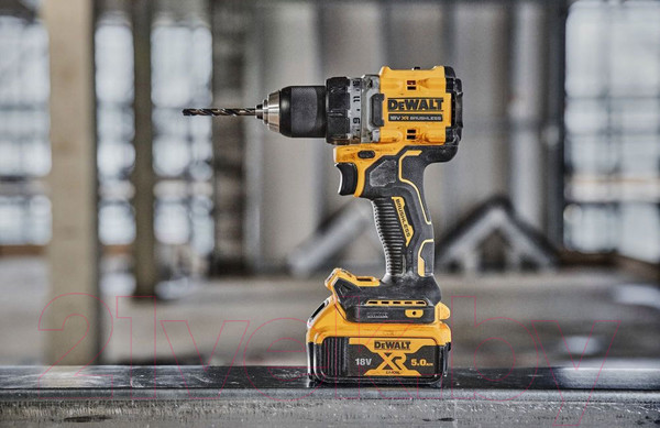 Изображение товара Профессиональная дрель-шуруповерт DeWalt DCD800P2