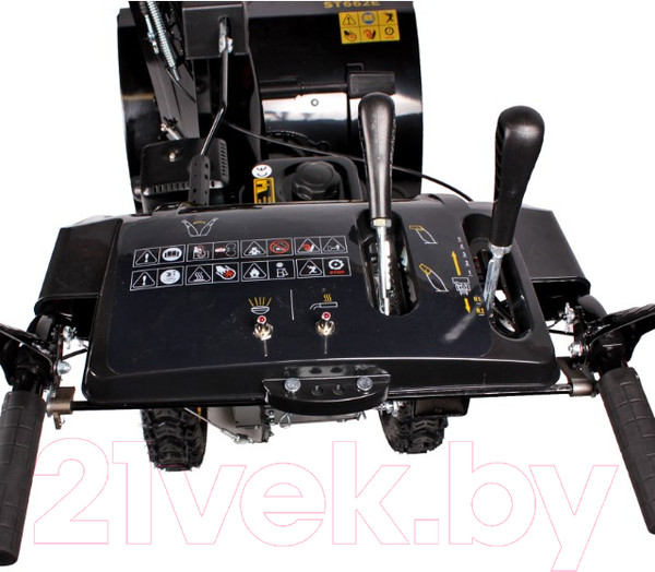 Изображение товара Снегоуборщик бензиновый Champion ST662E