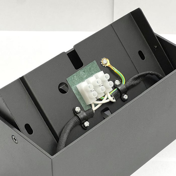 Изображение товара Точечный светильник Truenergy 21343