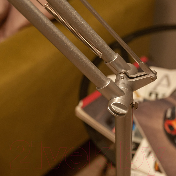 Изображение товара Торшер Uniel ULM-T500 / UL-00010181 (серебряный/белый)